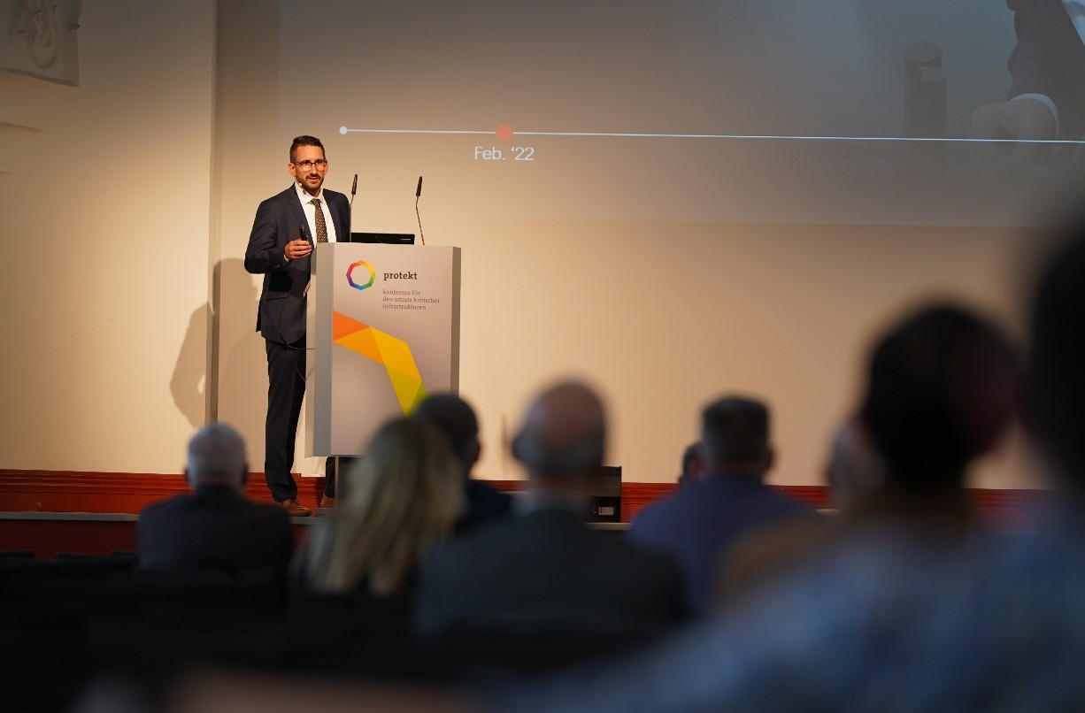 Du betrachtest gerade Schutz Kritischer Infrastrukturen: 3-core teilt Expertise auf der KRITIS-Konferenz PROTEKT